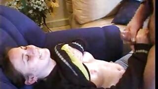 Bapak tiri nemu mobil bukkake dening kang slutty stepdaughter
